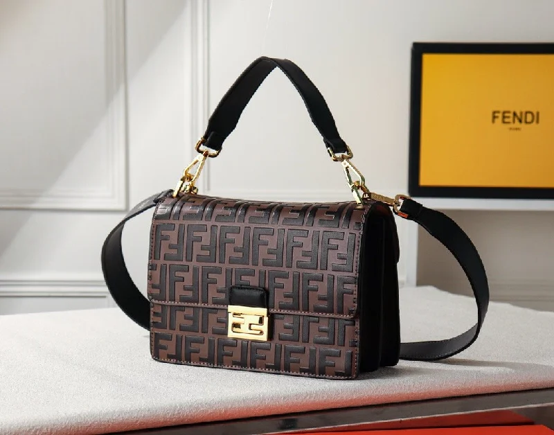 EN   Designer bags by Fendi 071