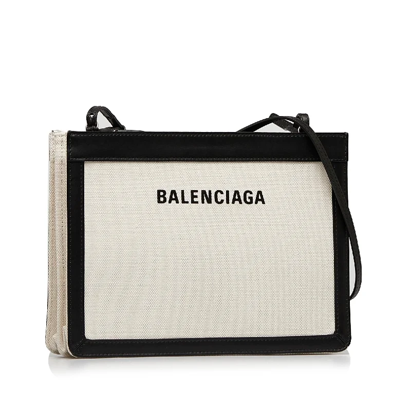 Balenciaga Navy Pochette M Crossbody (SHG-vvllwg)