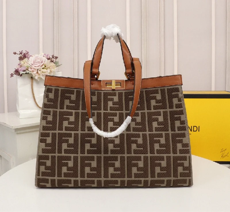 EN   Designer bags by Fendi 087