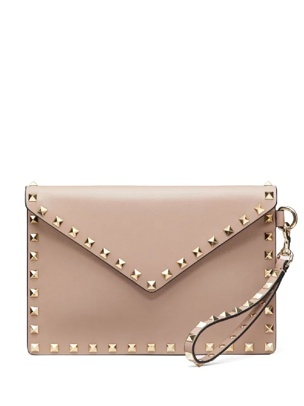 Women's Rockstud Medium Flat Pouch in Poudre | 5W2P0P87BOL