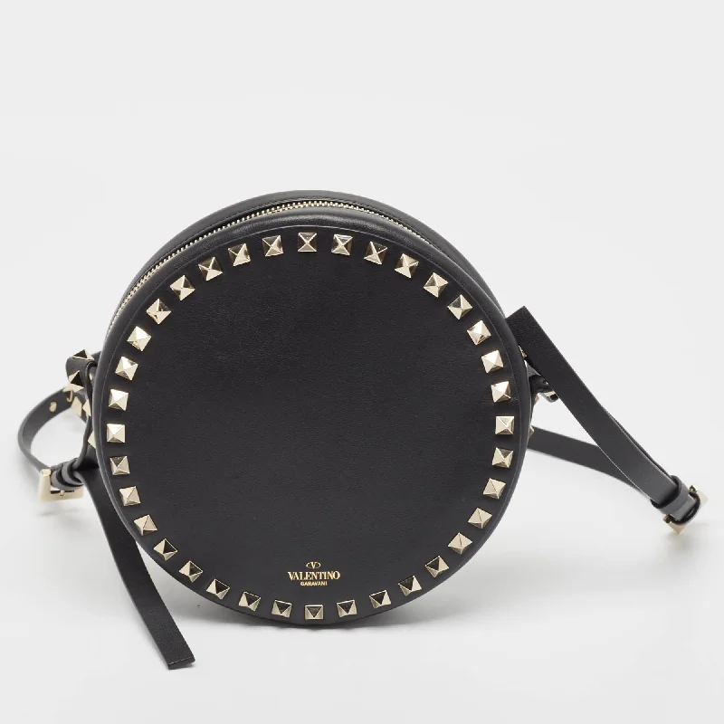 Black Leather Rockstud Round Crossbody Bag