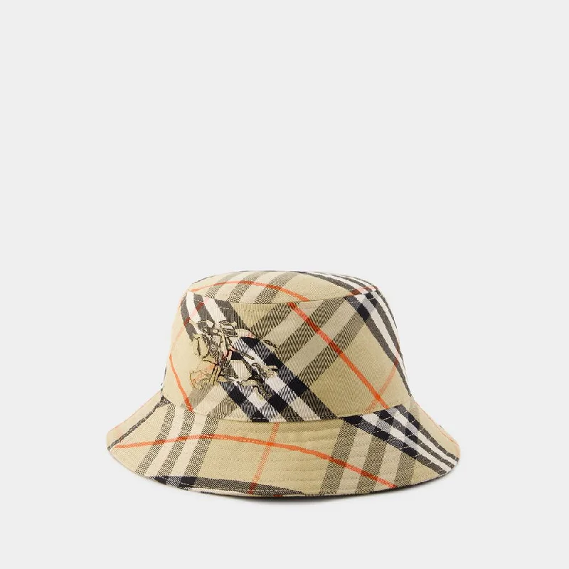 Men's Check Bucket Bag in Beige | Size Medium | 8085726A2021