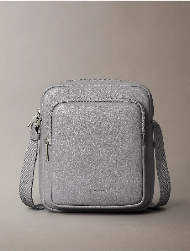 Men's Micro Pebble Reporter Bag - Grey